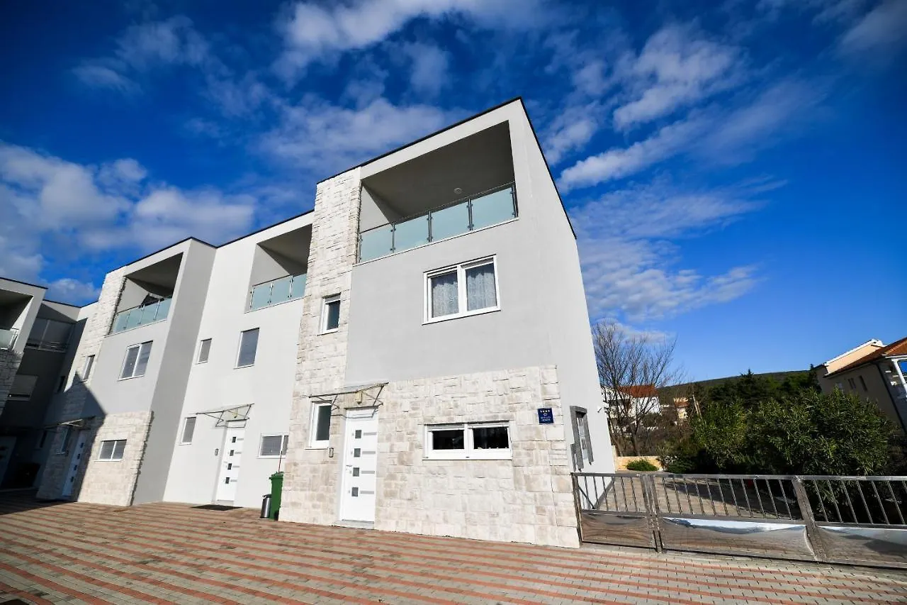 Tatil Evi Deluxe Triplex Antea Villa Sukošan