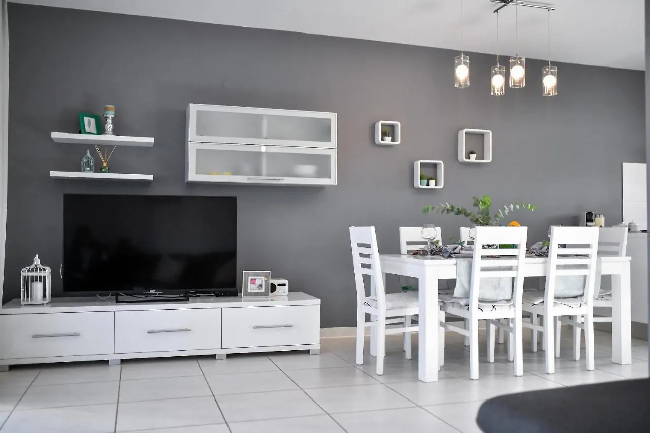Deluxe Triplex Antea Villa Sukošan 0*,  Hırvatistan